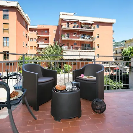 Apartment Amore - Live